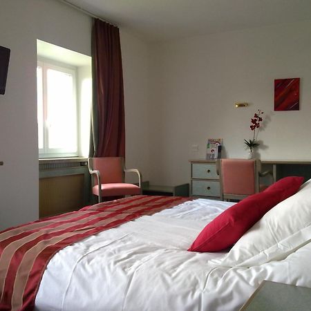 Hotel Cour Du Tonnelier Bouxwiller  Camera foto